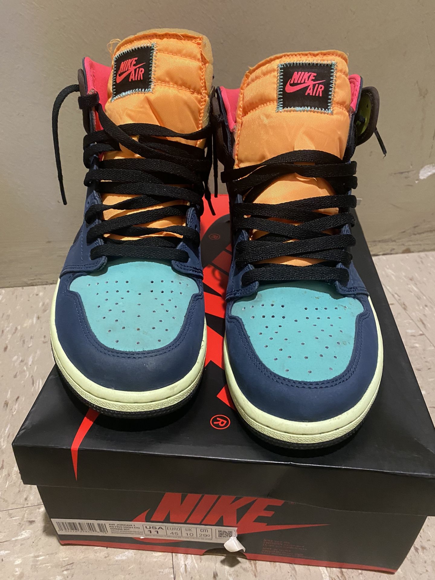 Air Jordan 1 Retro High 