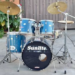 Sunlite Drum Set with Cymbals and Hardware
