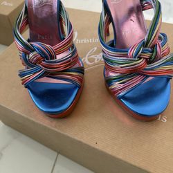 Christian Louboutin Multitasking Alta 120