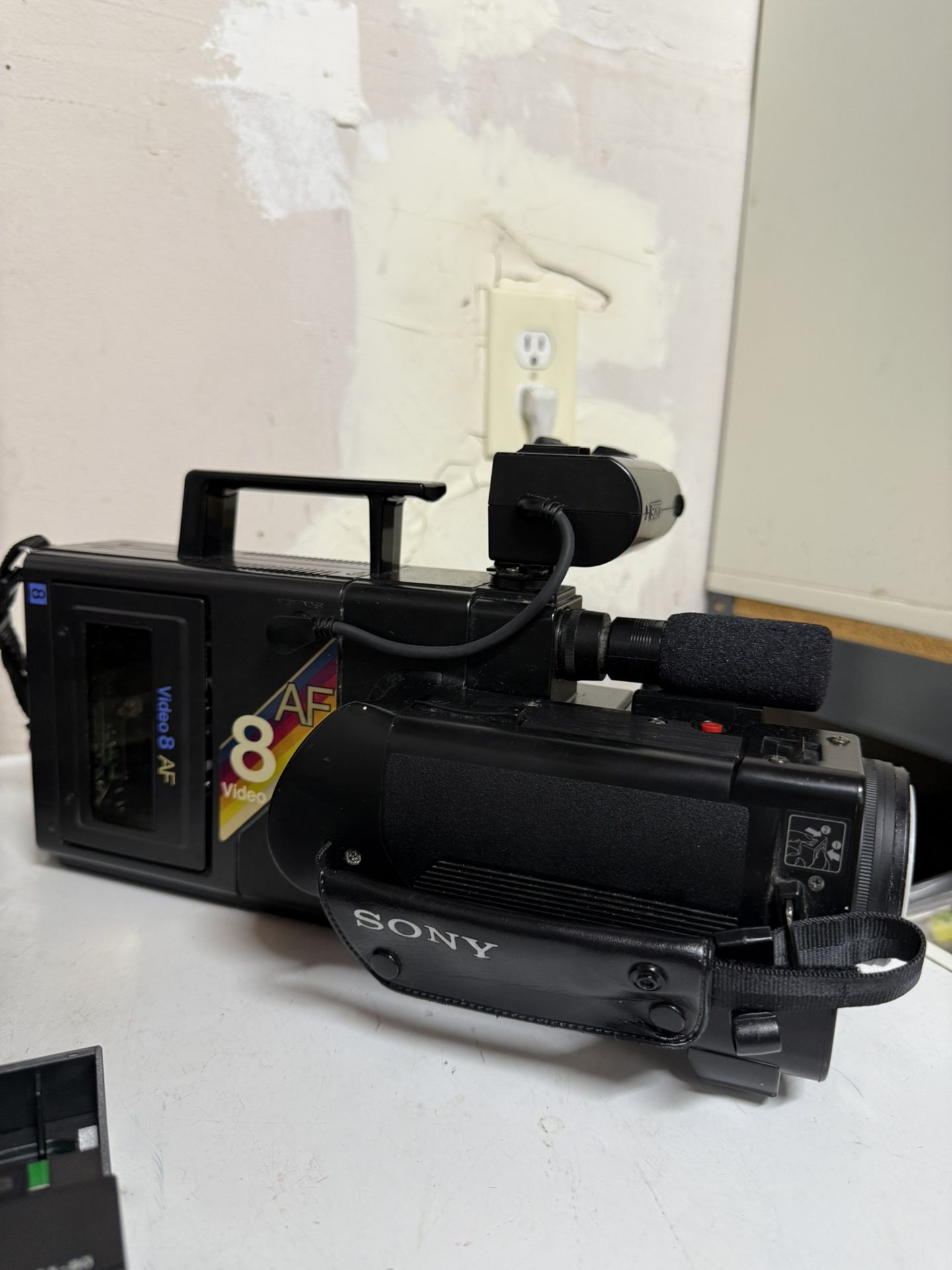 Sony Video8 Vintage Handheld Camcorder Video Camera 
