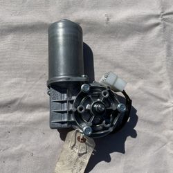 Humvee Windshield Motor