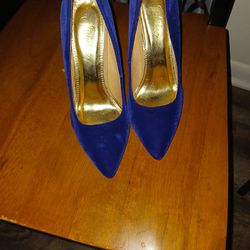Blue Sued Shoes 