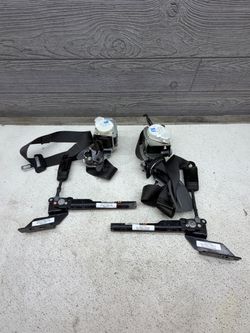2019-2025 Chevy Silverado 1500 Front Seat Belts OEM PART