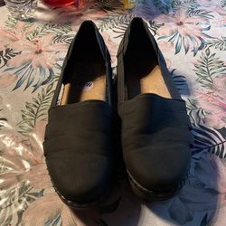 Black Shoes