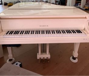 Samick baby grand Piano – MUST GO ASAP – $1500 OBO