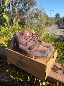 Nike Air Trainer 1 x Travis Scott!!! SIZE 10!!!!