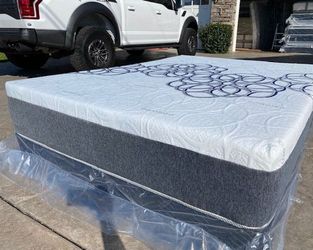 Queen Bamboo Cool Gel Memory Foam!》》》