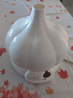 Roasted Garlic Express Electric Roaster