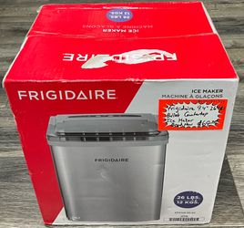 Frigidaire 9.4” 26 Lbs Bullet Countertop Ice Maker Brand New