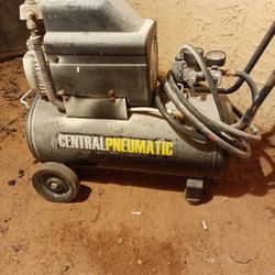 10 Gallon Oil Lubed Air Compressor 