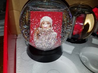 add your own picture. christmas  frame Snowglobe