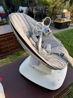 4MOMS baby bouncer