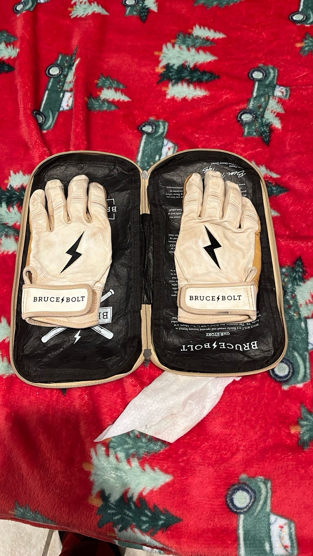 baseball batting gloves