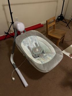 Baby swing