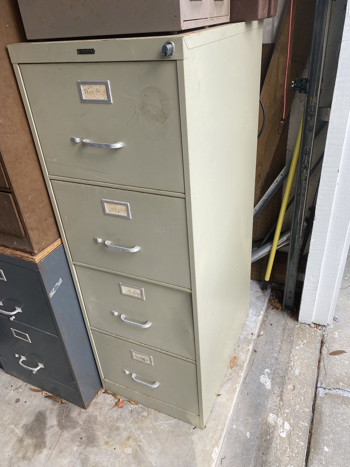 4 Drawer Filing Cabinet