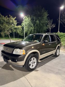 2005 Ford Explorer
