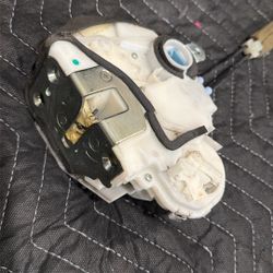 2006-2011 Honda Civic Left Rear Door Actuator 