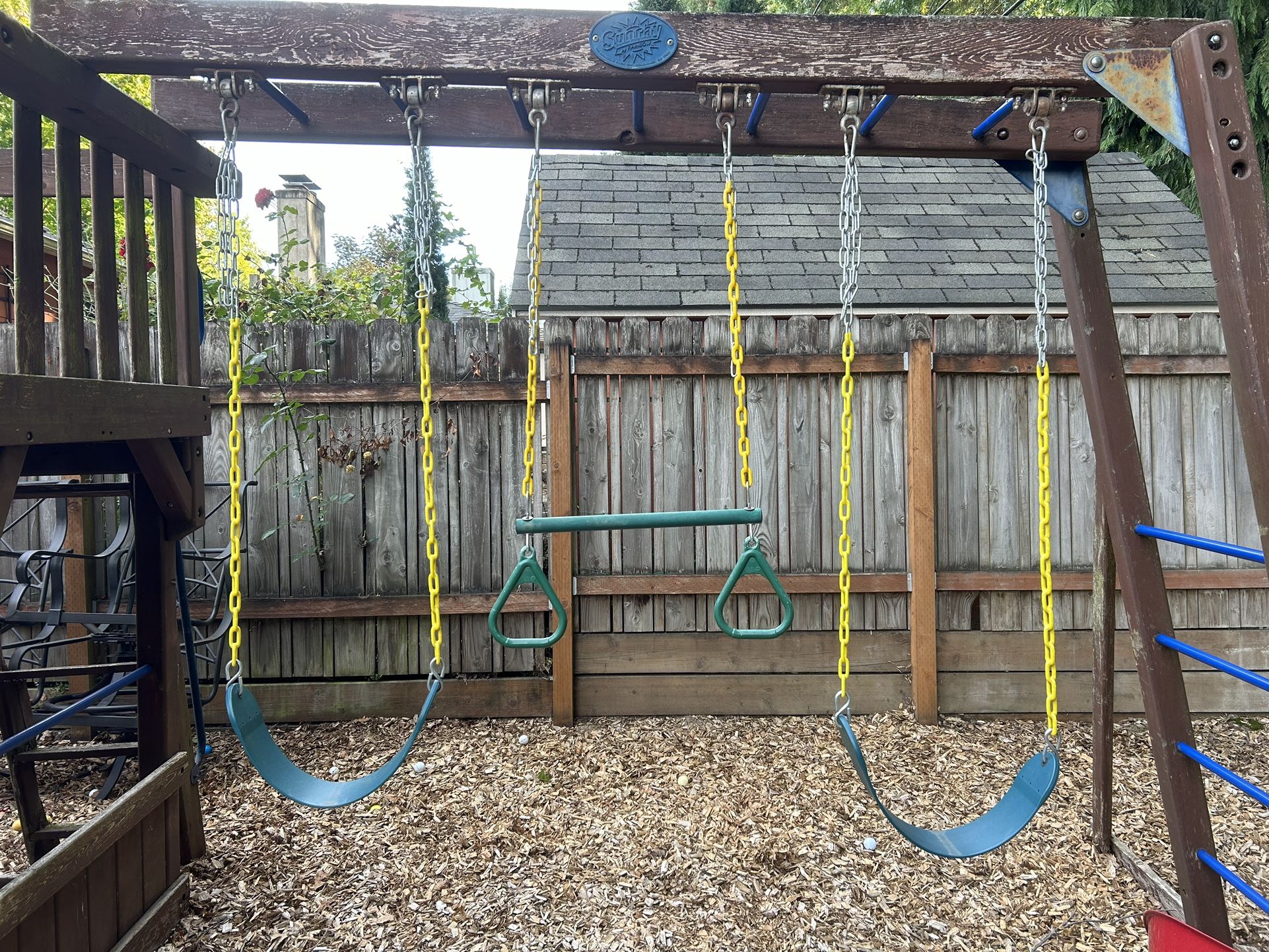 Play Structure Swings, Rings, Bar Set