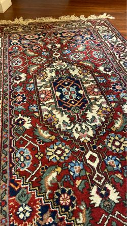 3 ft by 5ft Persian Carpet