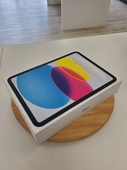 iPad 10th Gen 10.9" (Cellular) 64GB Blue Brand New