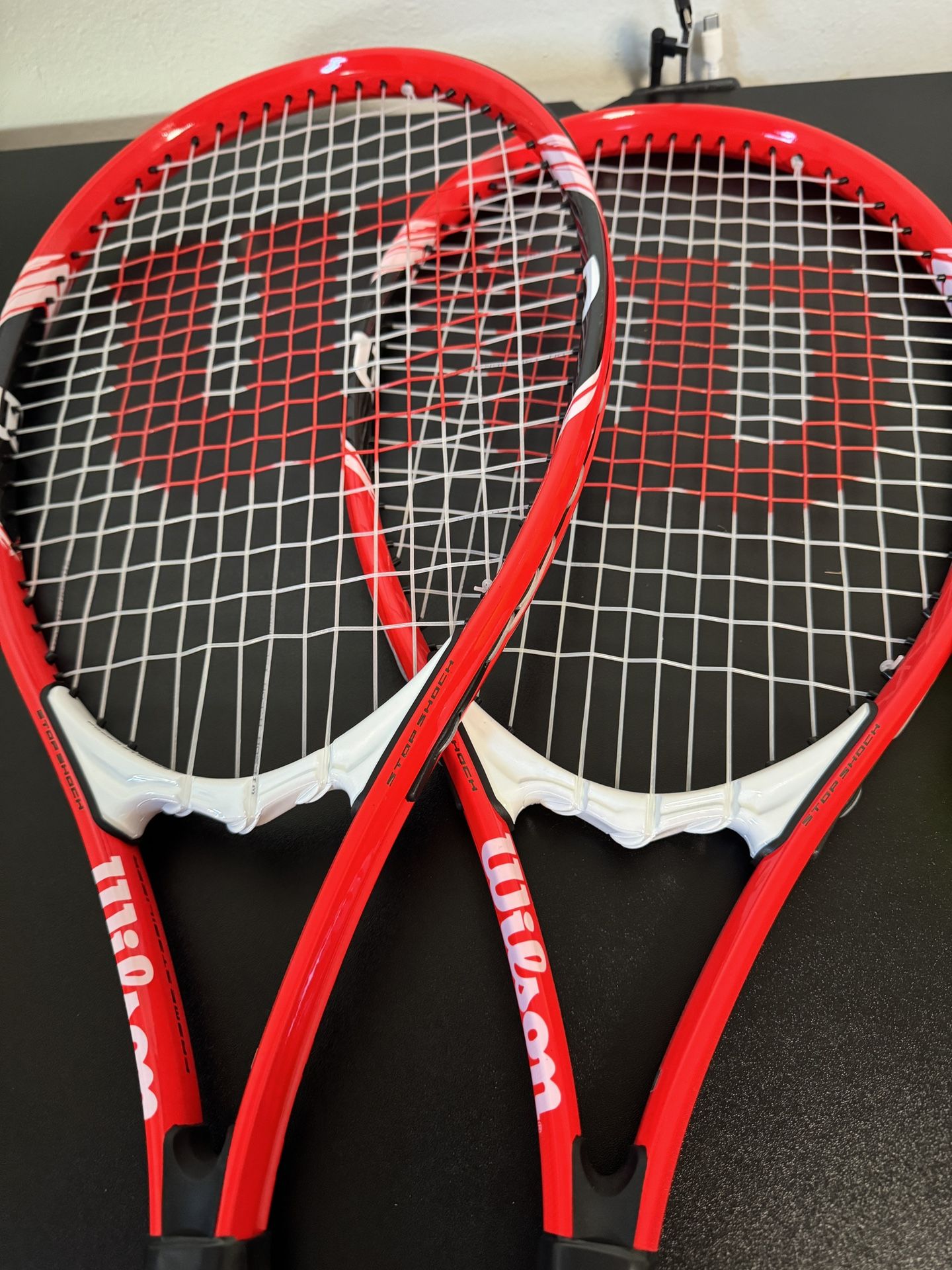 2x Wilson Federer Adult Recreational Tennis Racket – Grip Size 3 (4 3/8") – Red