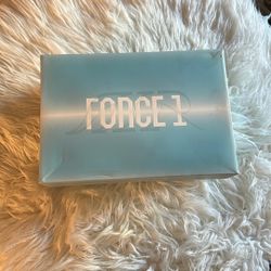 Air Force 1 LXX Swrvskk size 8 women’s shoe