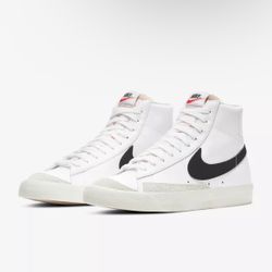 Nike Blazzer Mid 77’ Vintage