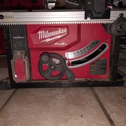 Tables Saw Radio Sawzall Milwaukee 
