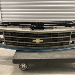 Chevy/GMC Grill & Radiator Core Support