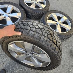 GRAND CHEROKEE WHEELS PRICE 650