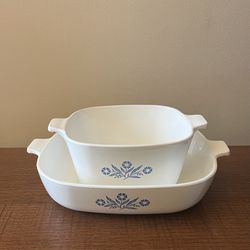 Vintage 1960s Cornflower Blue Corning Ware Pieces  