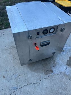 Duct cleaning machine