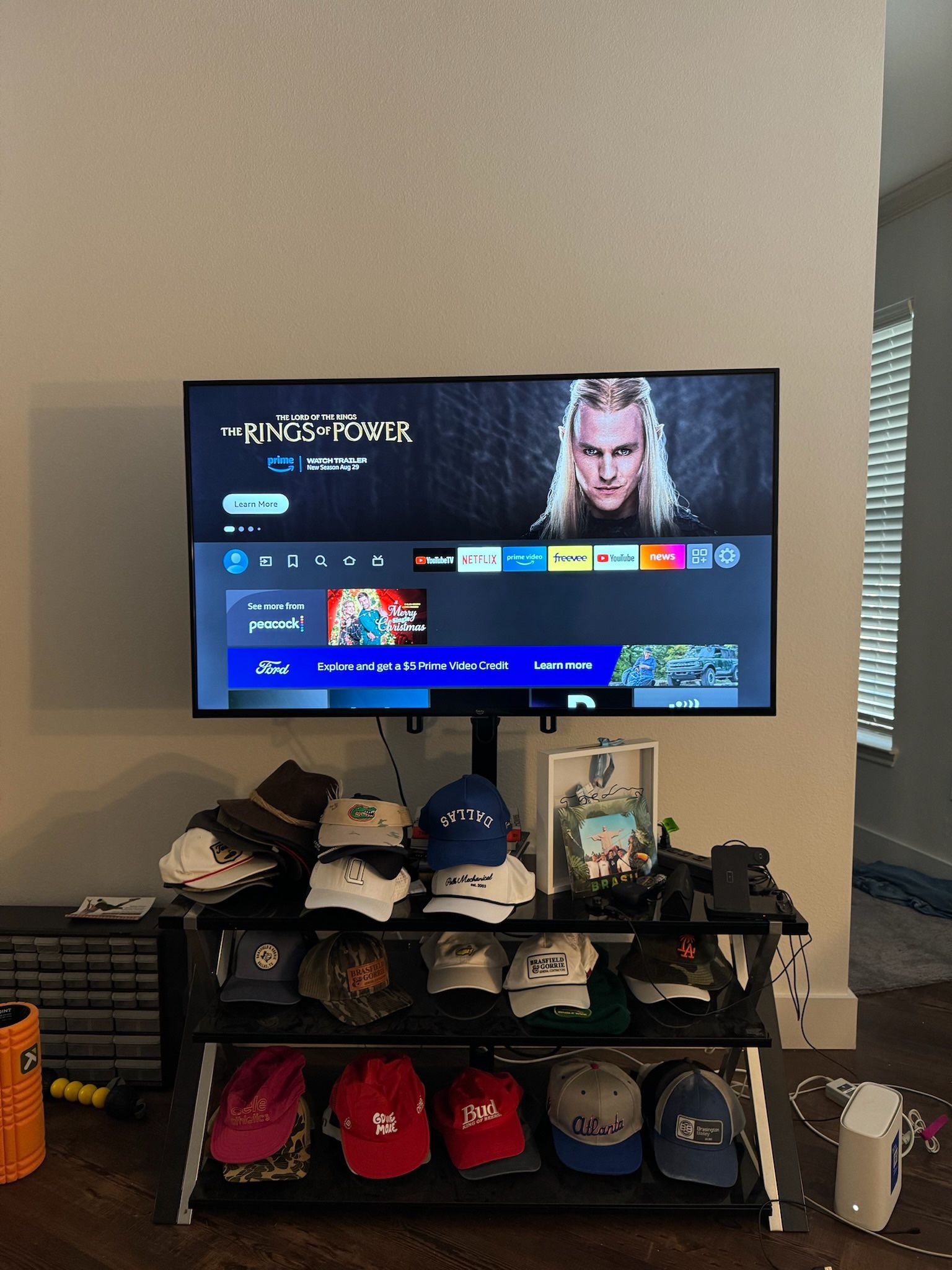 55” fire tv + glass tv stand 