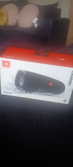 JBL charger 4 speaker