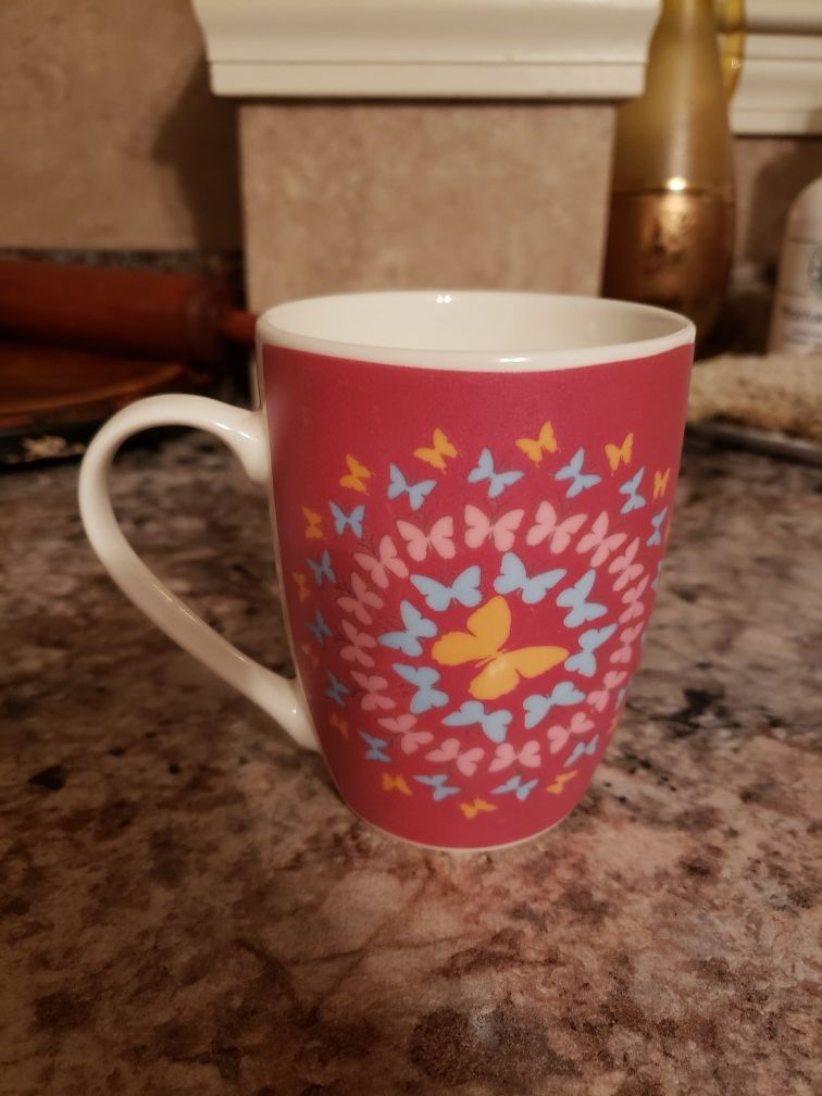 6 matching Coffee mugs