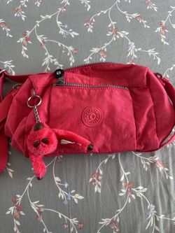 Kipling small hand bad