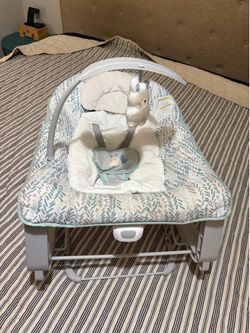 Baby bouncer