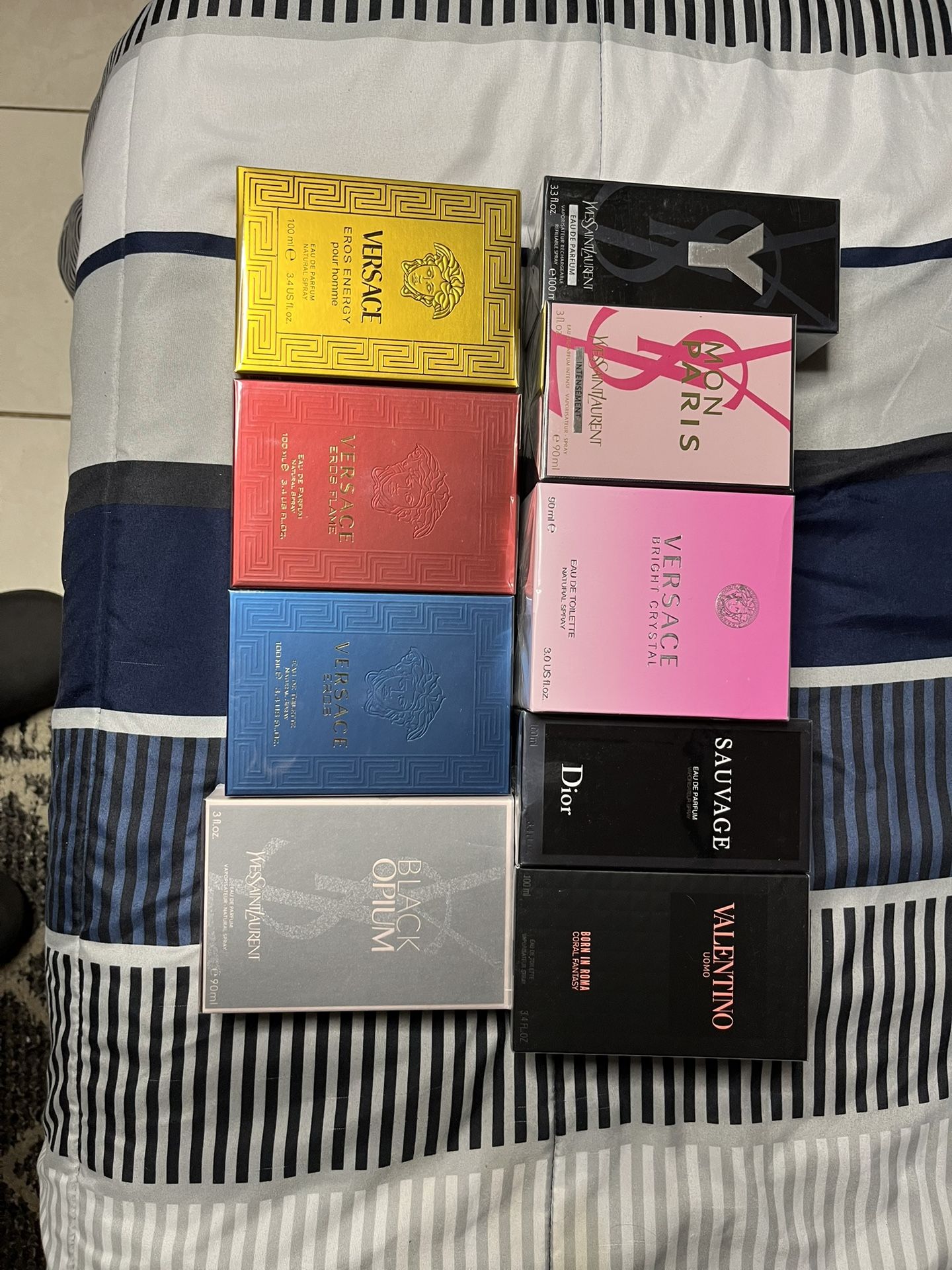 Perfumes & Colognes