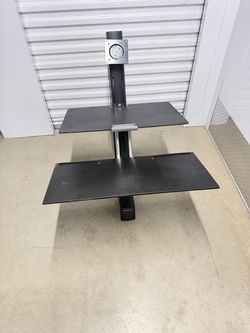 Ergotron Workfit- sit stand work station with Work surface