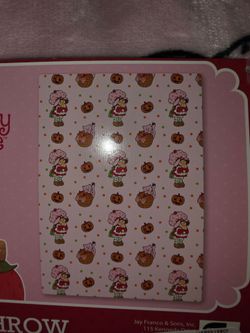 Pink & orange strawberry shortcake halloween blanket