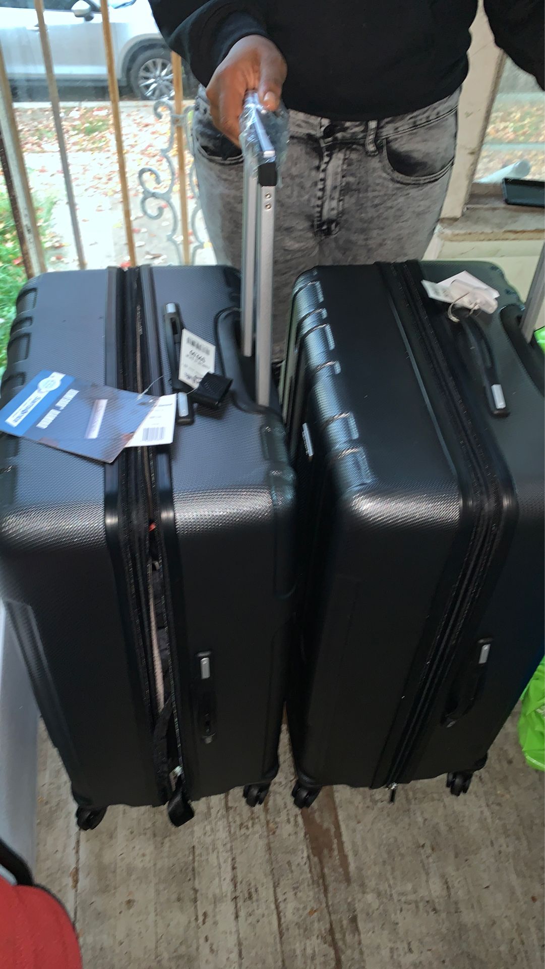 2 Samsonite luggage suitcase