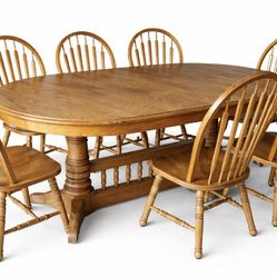 Solid oak Dining table With 7 Chairs