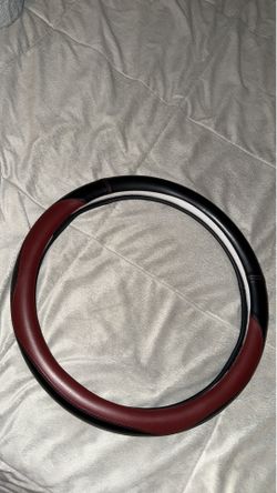 Steering wheel cover