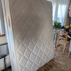 Queen Mattress & Box Spring