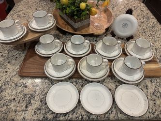 Vintage Stonehenge Midwinter “Night” Cups And Saucers TOTAL OF 31 PIECES IN SET