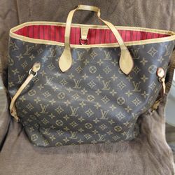 LouisVutton Travel Bag.