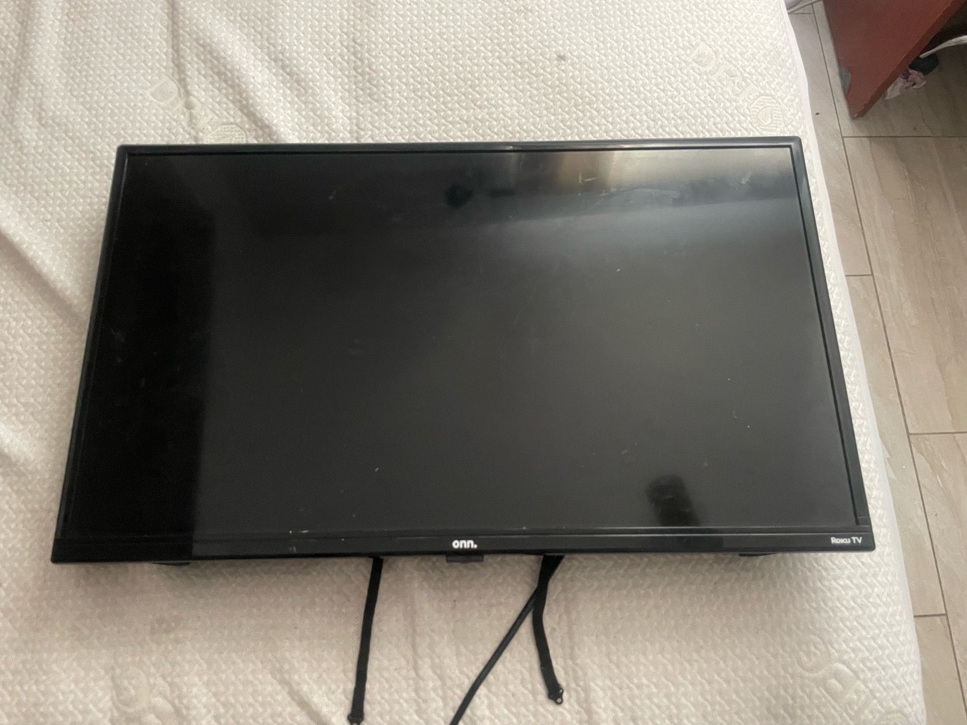 32’ Roku TV