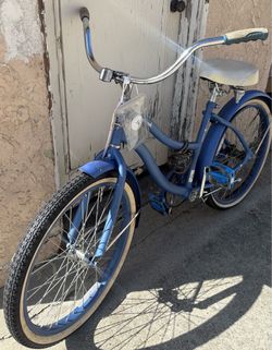 Huffy Cranbrook Cruiser Bike Blue
