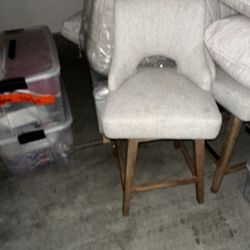 2 Swivel Barstools 
