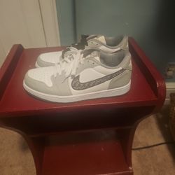 Jordan 1 Lows Dior